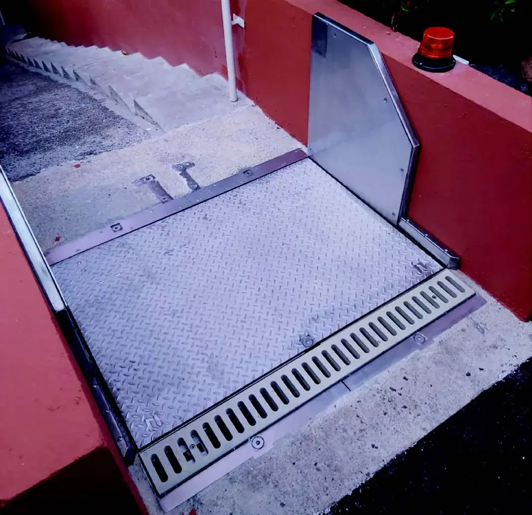 Vario DAM automata gát épületek, mélygarázsok védelmére - Vario Doors DAM Above